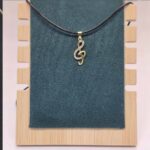 Collier clef de sol - Cuir tressé – Image 2
