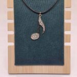 Collier grande croche - Cuir tressé – Image 2